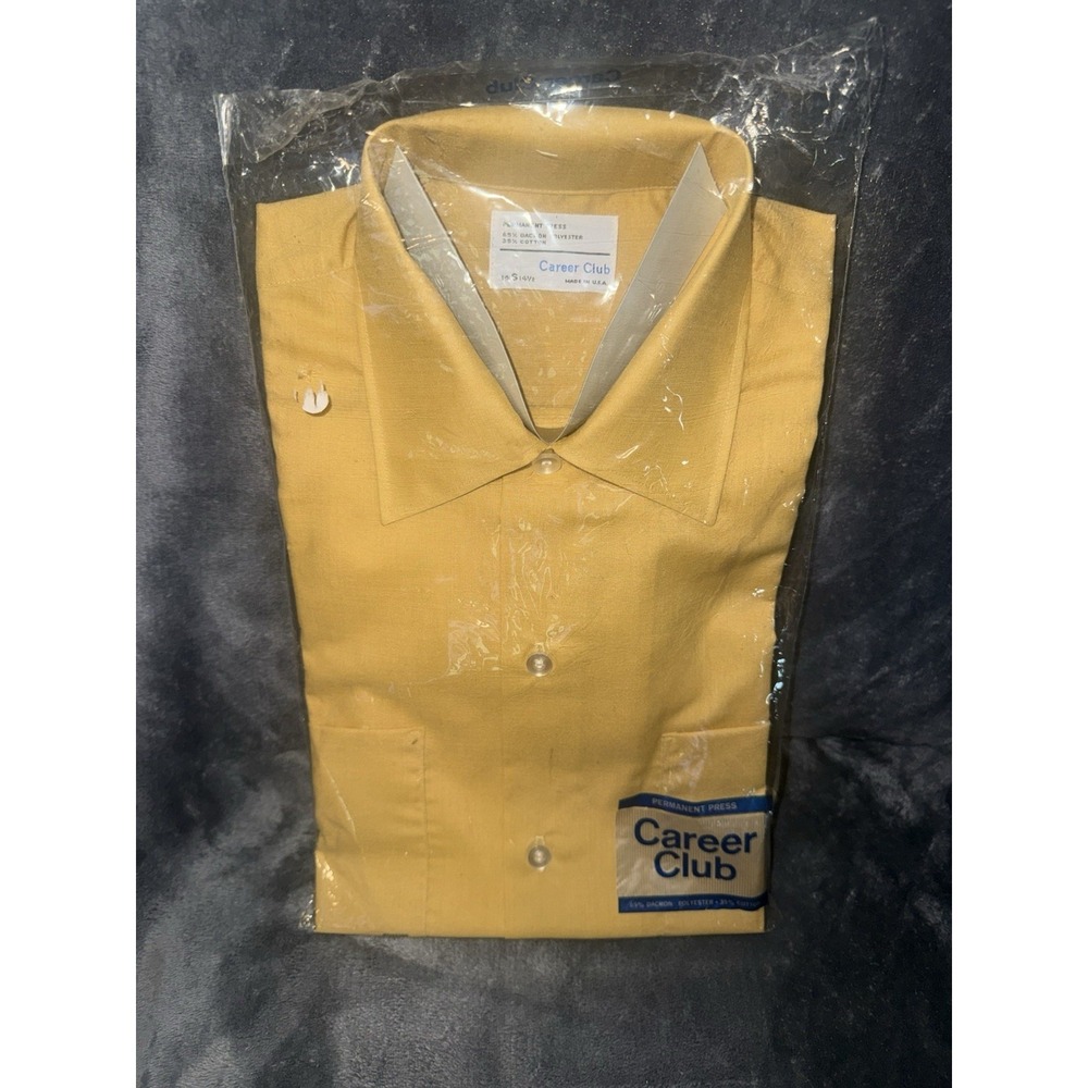 VTG‎ Career Club dress shirt New In Package Made In USA Size Small